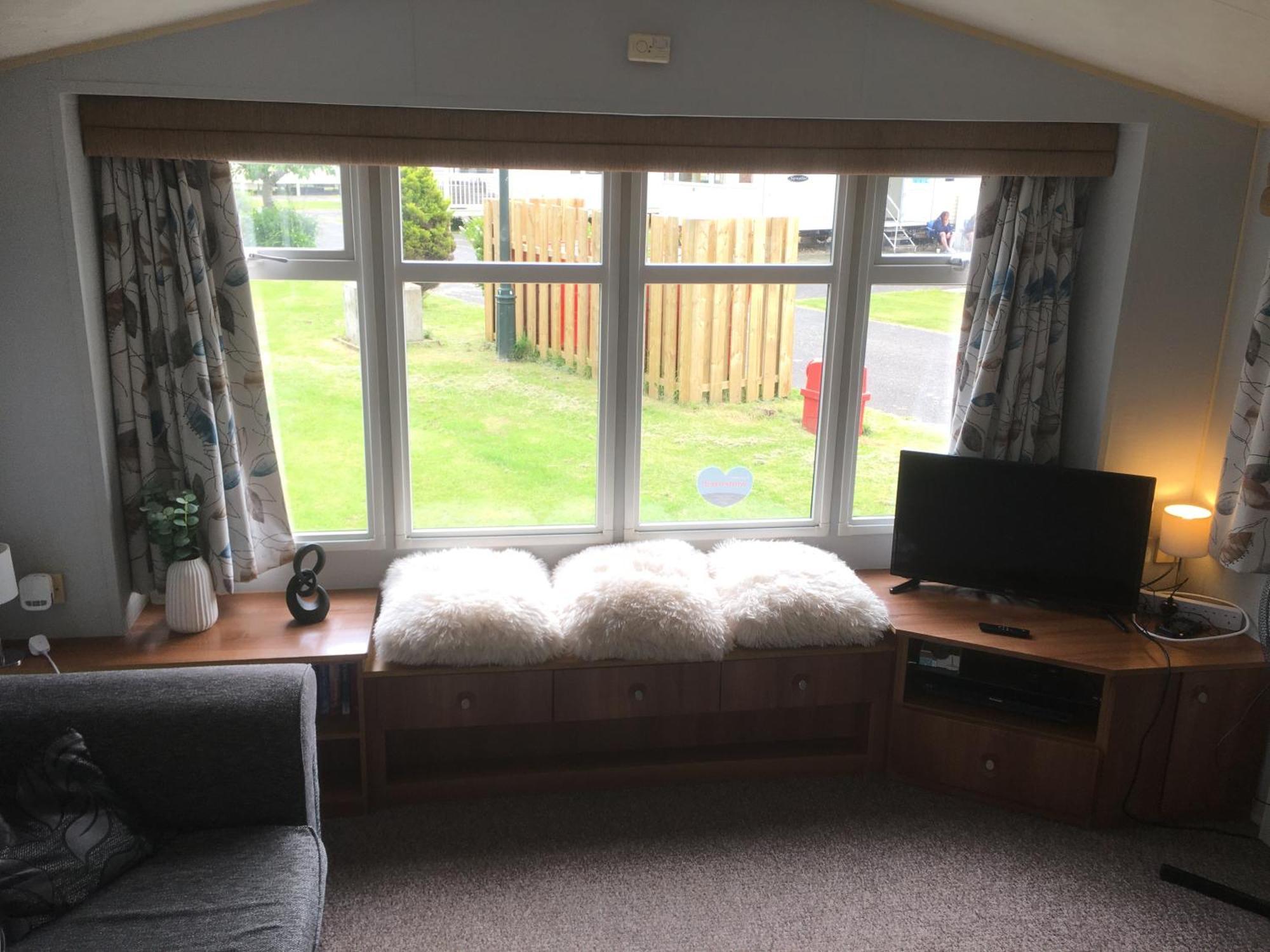 Beautiful 3 Bed Caravan Southviewpark Holiday home
